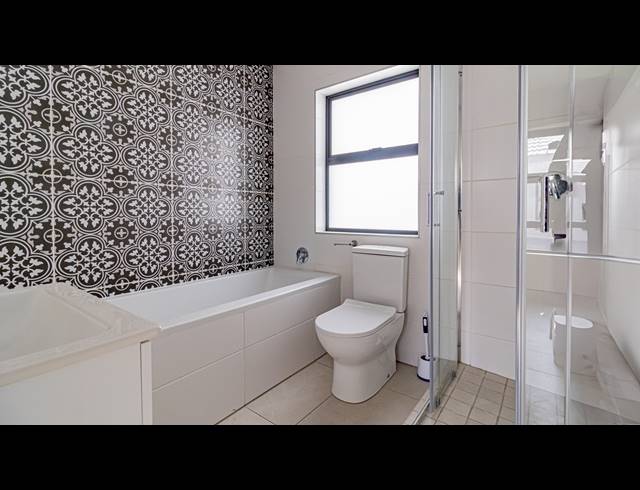 3 BEDROOM SECTIONAL TITLE FOR SALE IN THATCHFIELD RIDGE